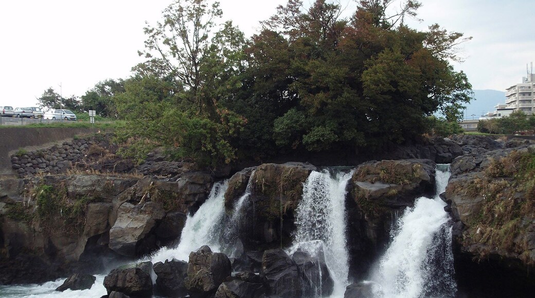 Ayutsubo falls (鮎壺の滝), Nagaizumi town, Shizuoka prefecture, Japan.