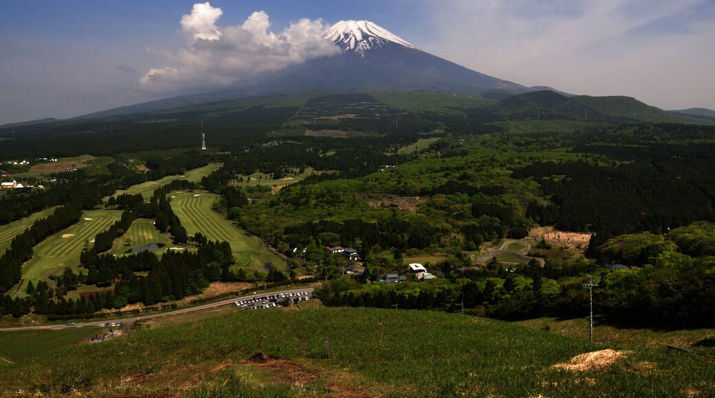 The SSE side of Mount Fuji as seen from foot of Mount Ashitaka.