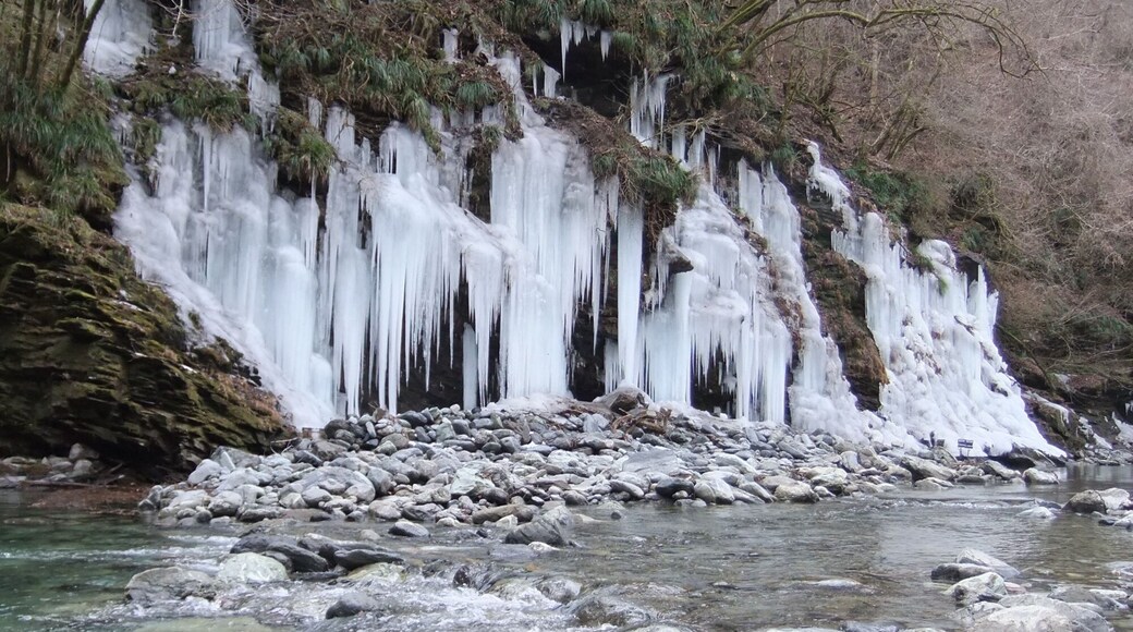 "Misotsuchi no Tsurara" (Icicles of the Misotsuchi) in Chichibu, Saitama