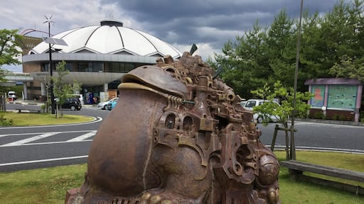 èŹăźăȘăăžă§
ăžăăȘéąš