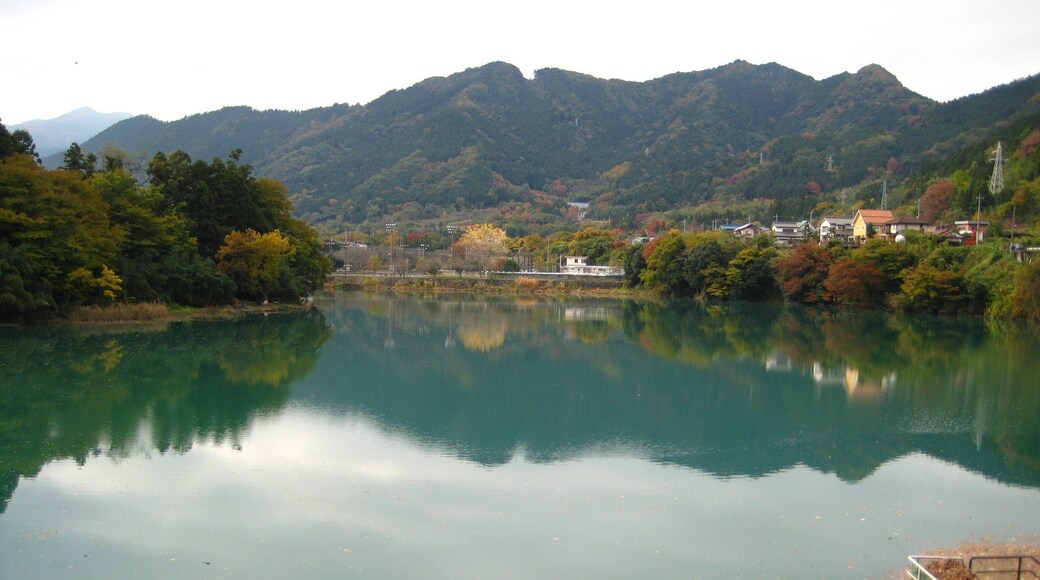 Shinsui Dam lake.