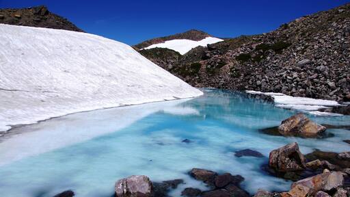 Mt.Hakusan(2,702m)
Blue pond near the summit
#BVSblue