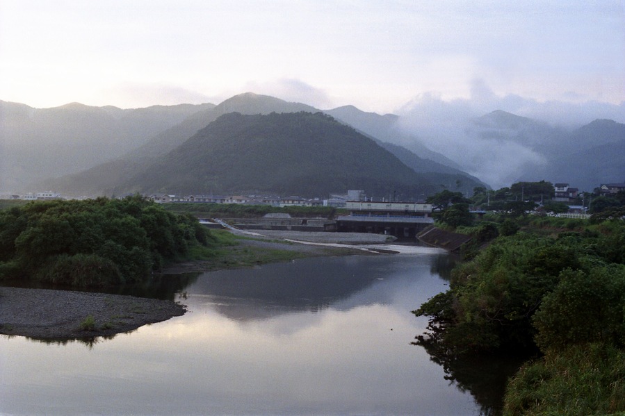祝子川