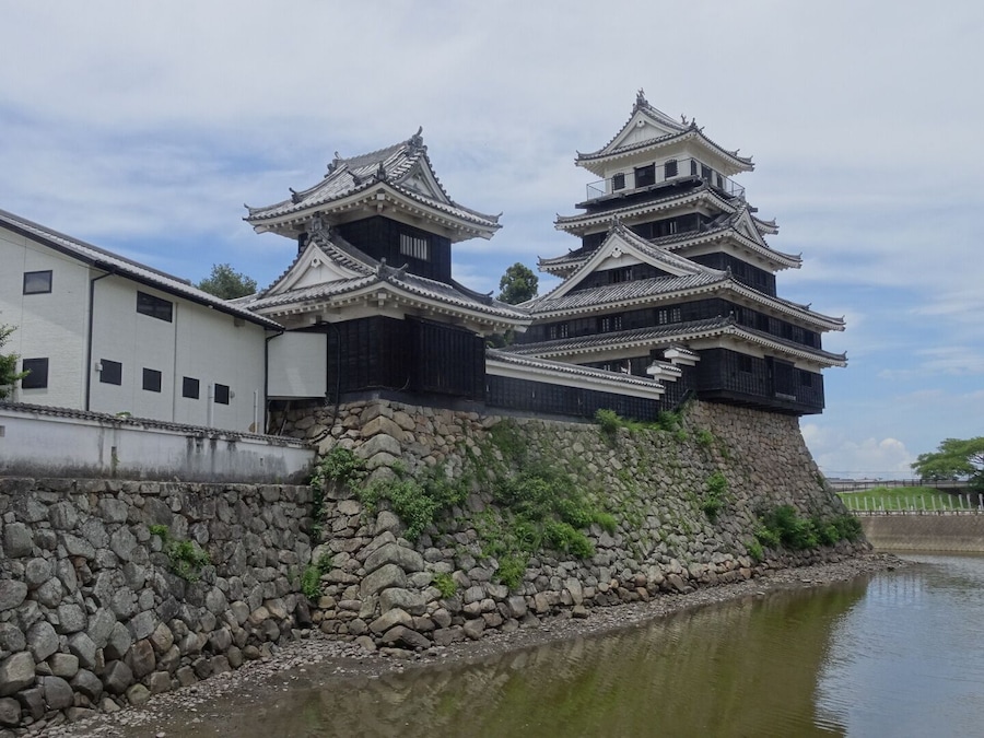 Nakatsu Castle
