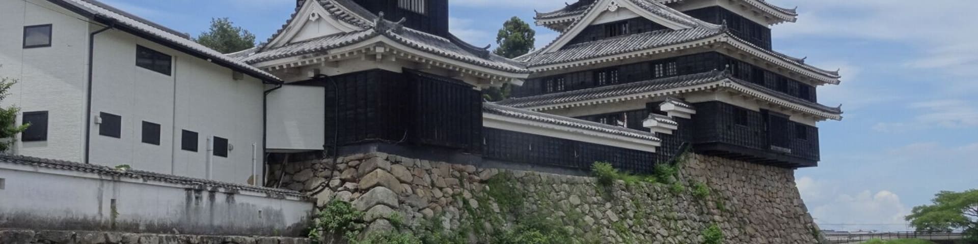 Nakatsu Castle