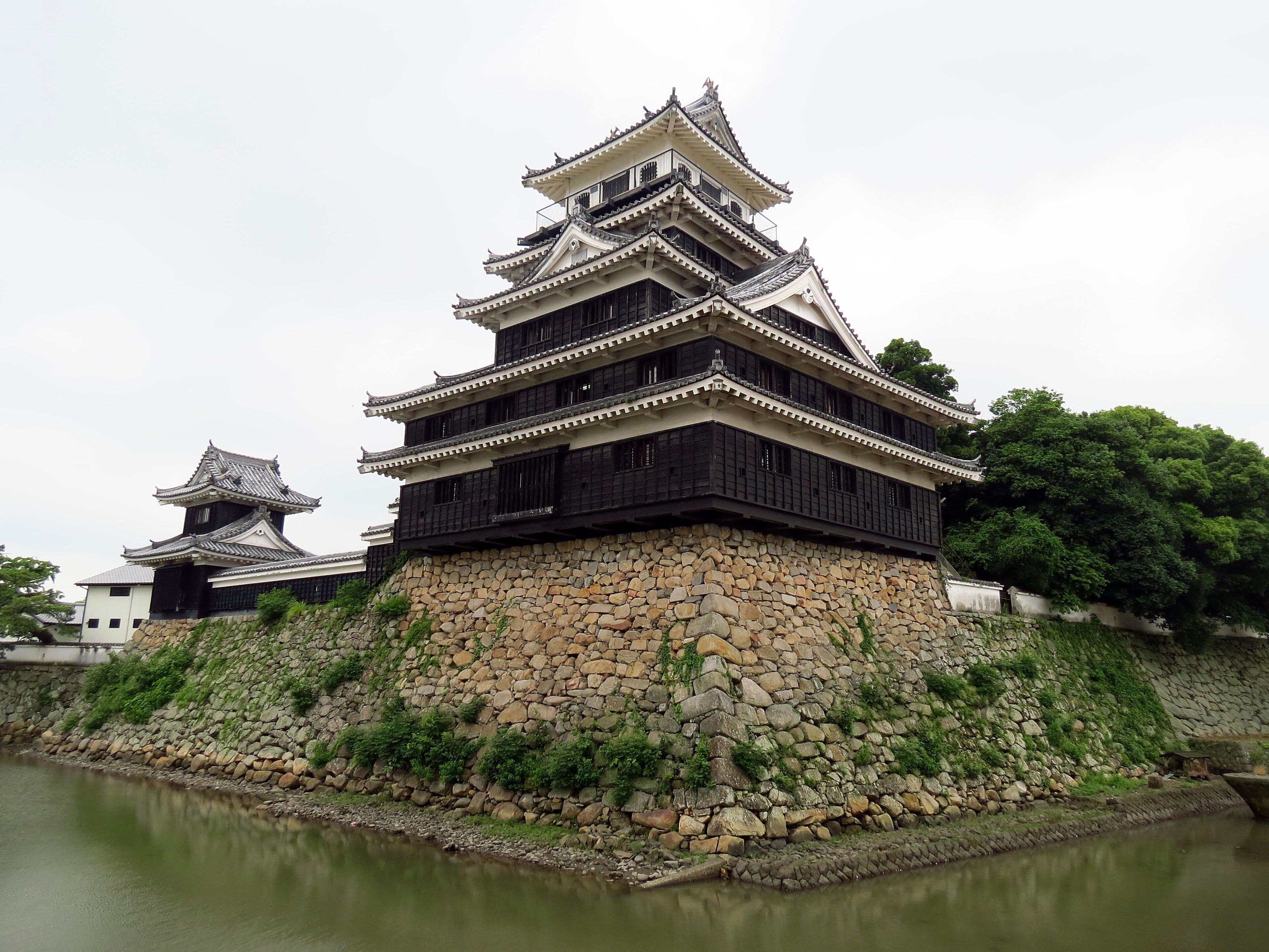 Nakatsu Castle