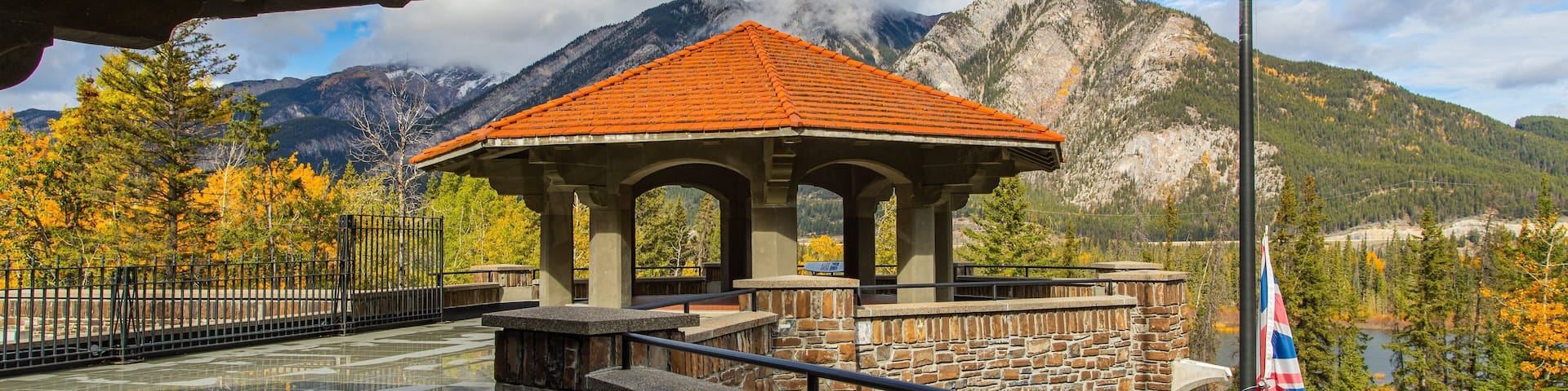 Cave and Basin National Historic Site featuring views