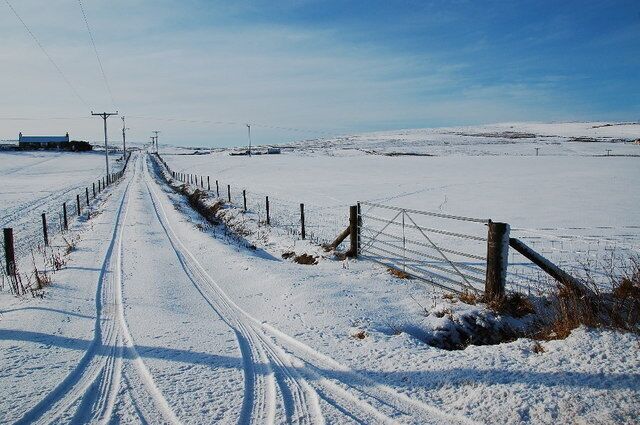 Track to Pulkitto Looking SW from the A966.
