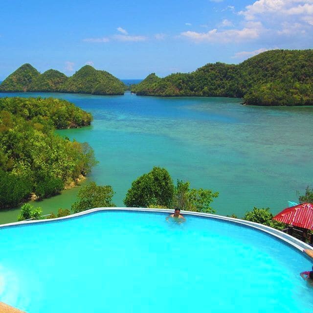 It is a refreshing swim in the #blue pool with this breathtaking view surrounding you.

#sipalay #travel #perth #negrosoccidental #philippines #photography #summer #keepcalm #picoftheday #beautifulday #beautifuldestinations #swimming #itsmorefuninthephilippines