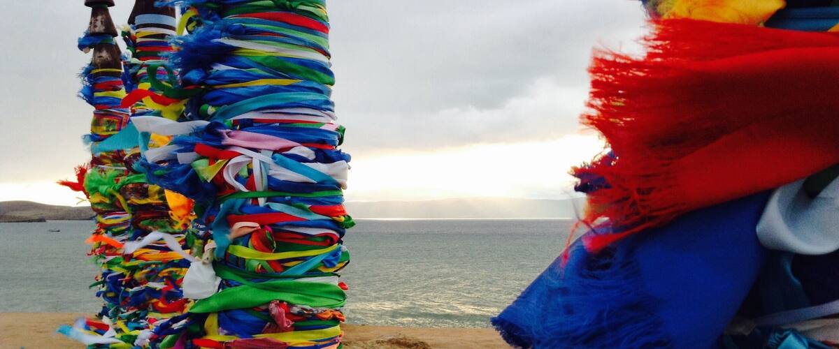 Der Schamanenfelsen am Kap Burhan.
Shaman Rock at Cape Burhan, Lake Baikal.