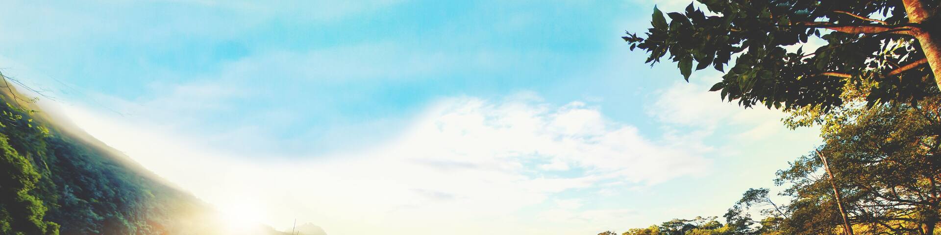 Paisaje panoramico de Atardecer en Laguna San Carlos Panamá