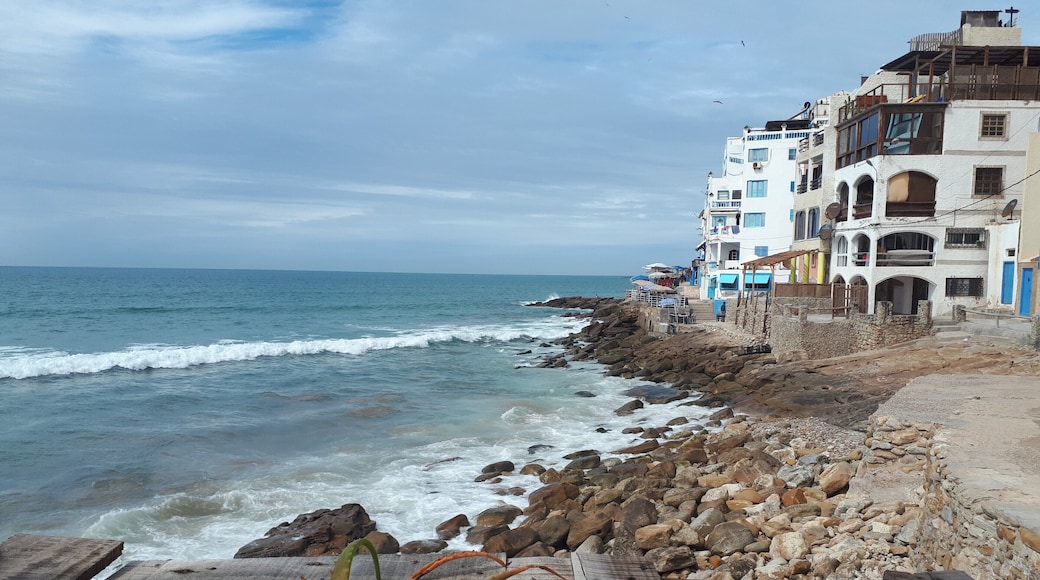 The Moroccan town of Taghazout is a cool, relaxed place, just north of Agadir on the Atlantic coast . a great spot for surf
#lifeatexpedia