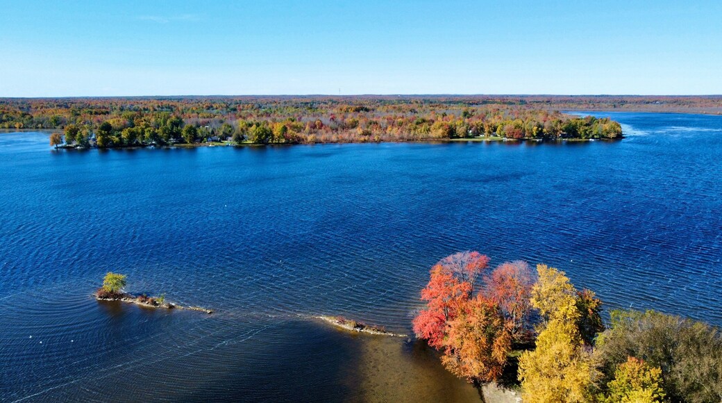 Fall adventure to Mississippi Lake at Carleton Place, Ontario, Canada