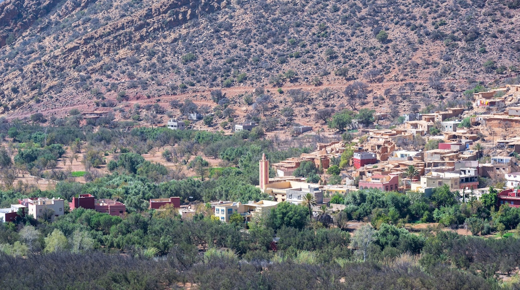 Imouzzer Ida Ou Tanane, Morocco : cityscape of Imouzzer, with mountains in the background.