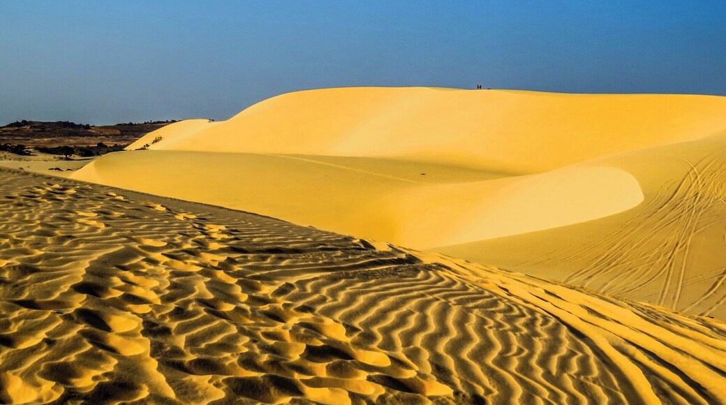 White Sand Dunes in Mui Ne, Veitnam.