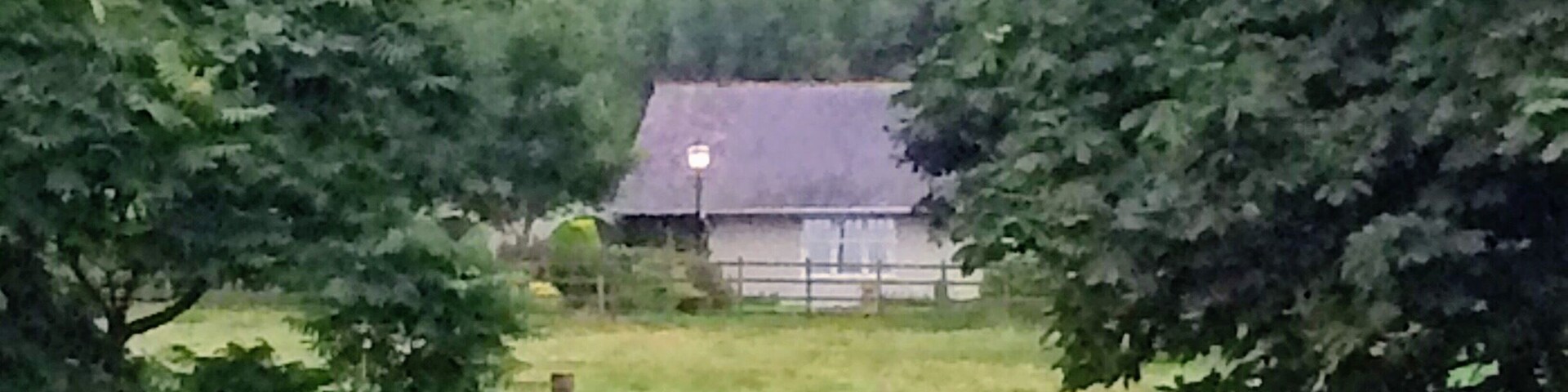 Glimpse of a farmhouse, off Pretoria Road, Ibstock.