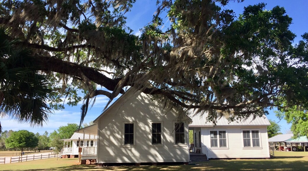 Dating to 1906, this is Union School ... named because it brought together several smaller schools in the area. It was closed due to overcrowding in 1969! It is now part of Fort Christmas Historical Park.