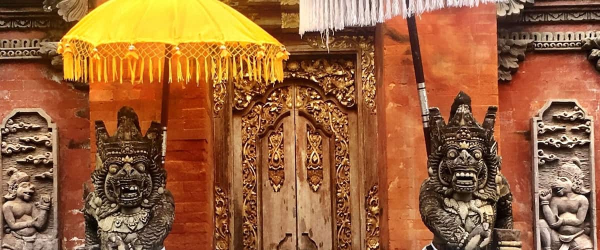 Temple dogs @Tirta Empul , holy water temple. Day trip from Ubud.