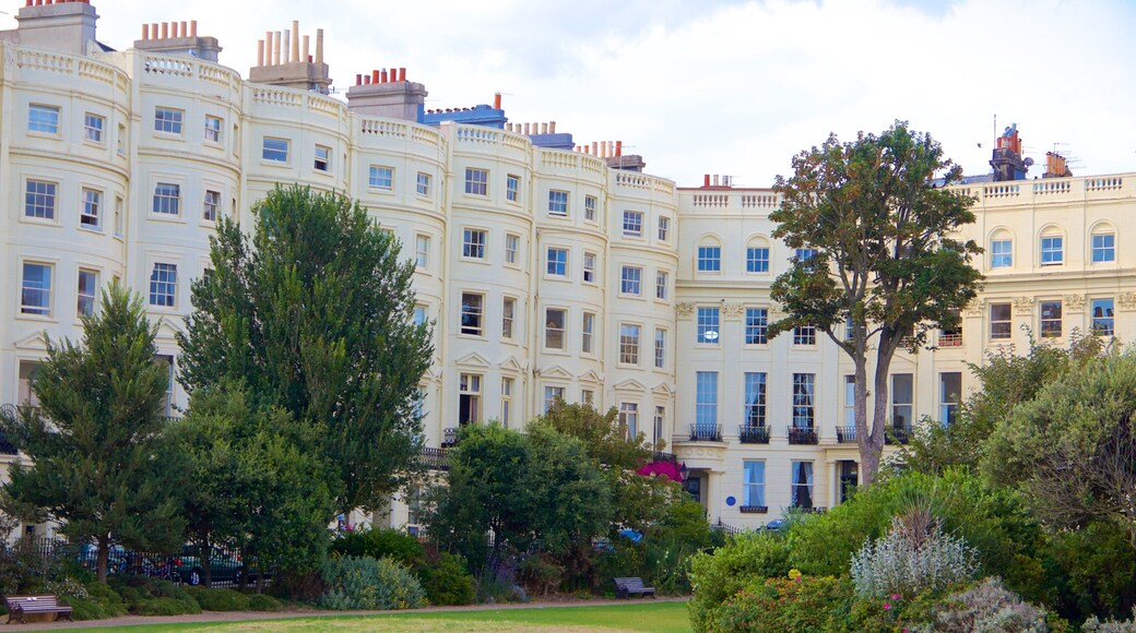 Palmeira Mansions che include parco e città