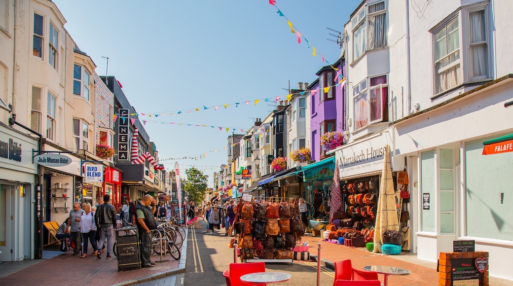 North Laine showing street scenes
