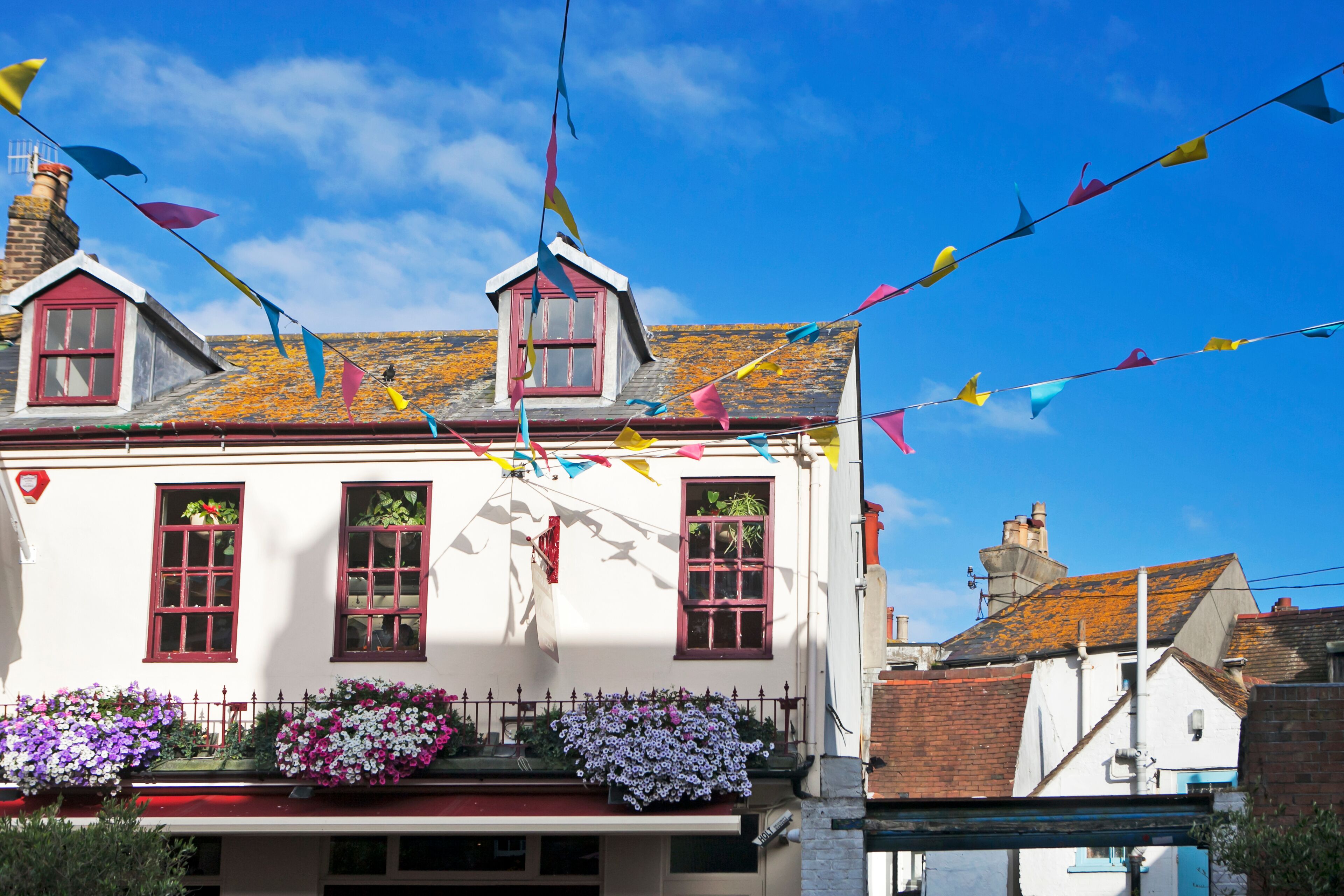 Typical english townhouse in Brighton. White house.