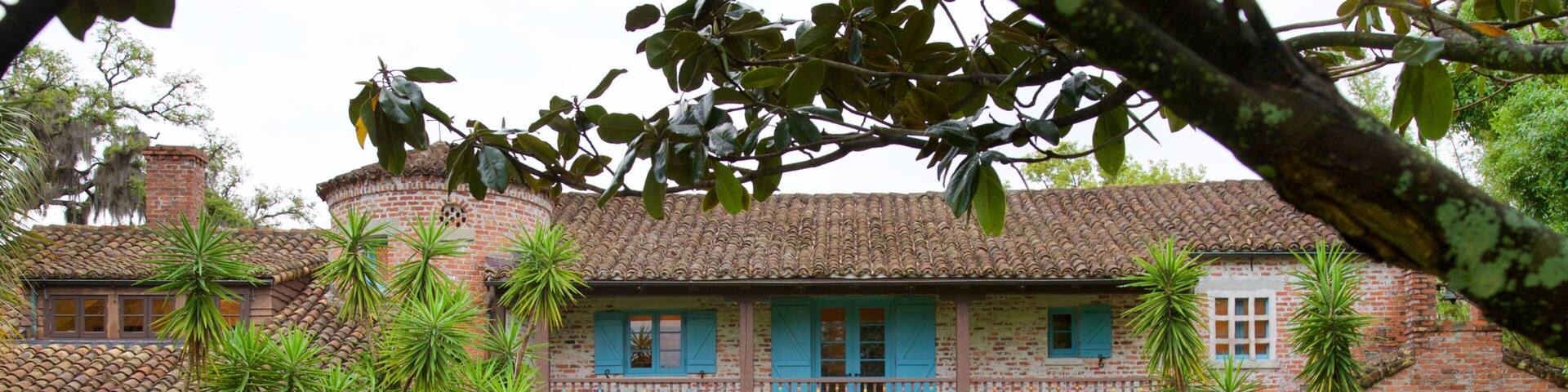 Casa Feliz Historic Home Museum which includes a garden and a house