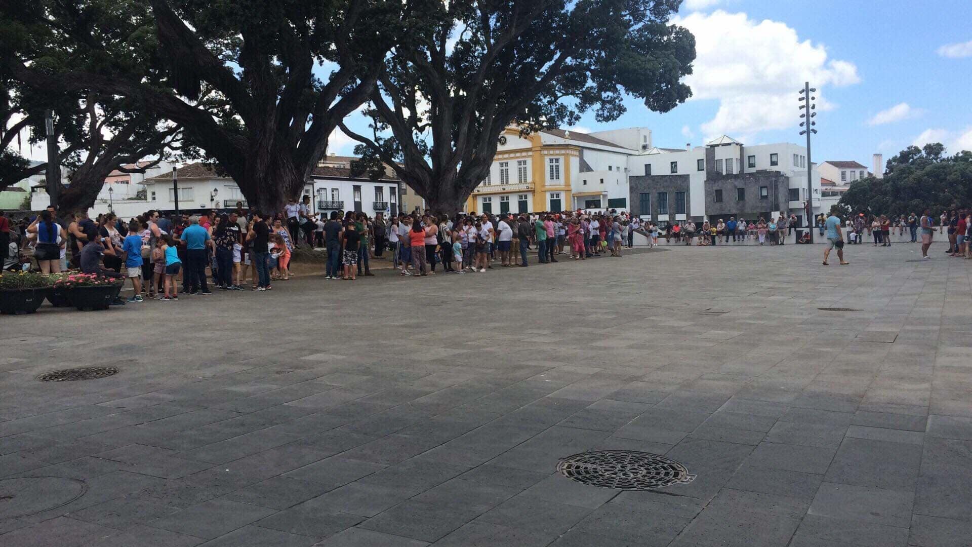 Feast of Saint Peter. Everyone is waiting to see the parade of the horses to come by.