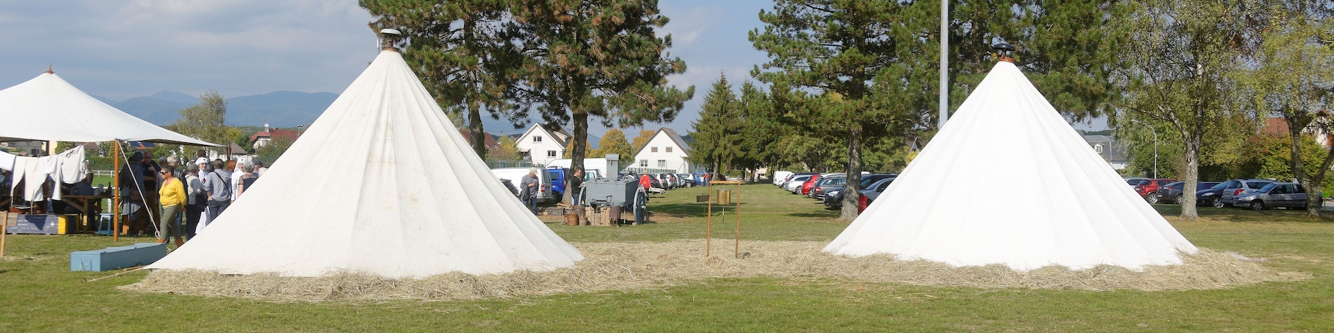 Personality rights Personality rights warningAlthough this work is freely licensed or in the public domain, the person(s) shown may have rights that legally restrict certain re-uses unless those depicted consent to such uses. In these cases, a model release or other evidence of consent could protect you from infringement claims. Though not obliged to do so, the uploader may be able to help you to obtain such evidence. See our general disclaimer for more information.