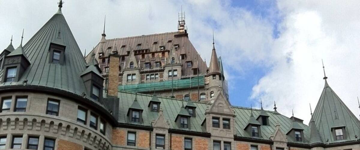 Beautiful gothic inspired hotel in the heard of old Quebec