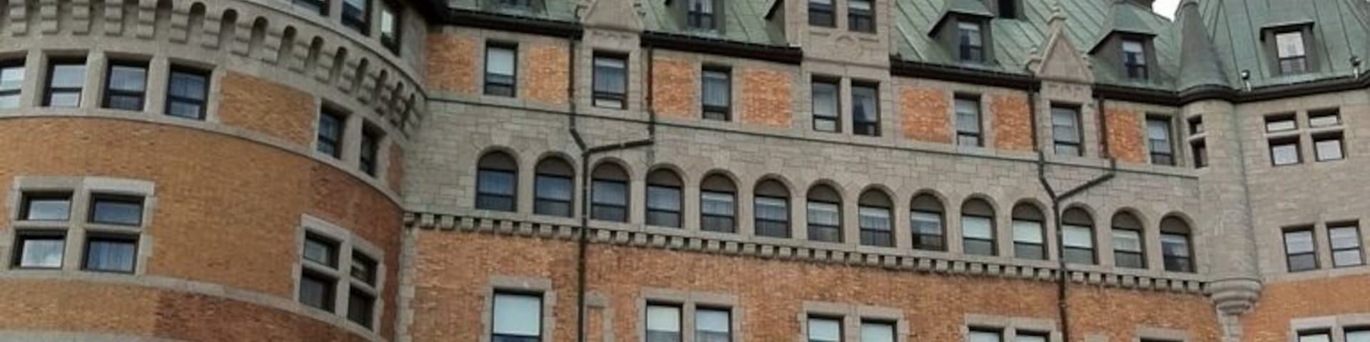 Beautiful gothic inspired hotel in the heard of old Quebec