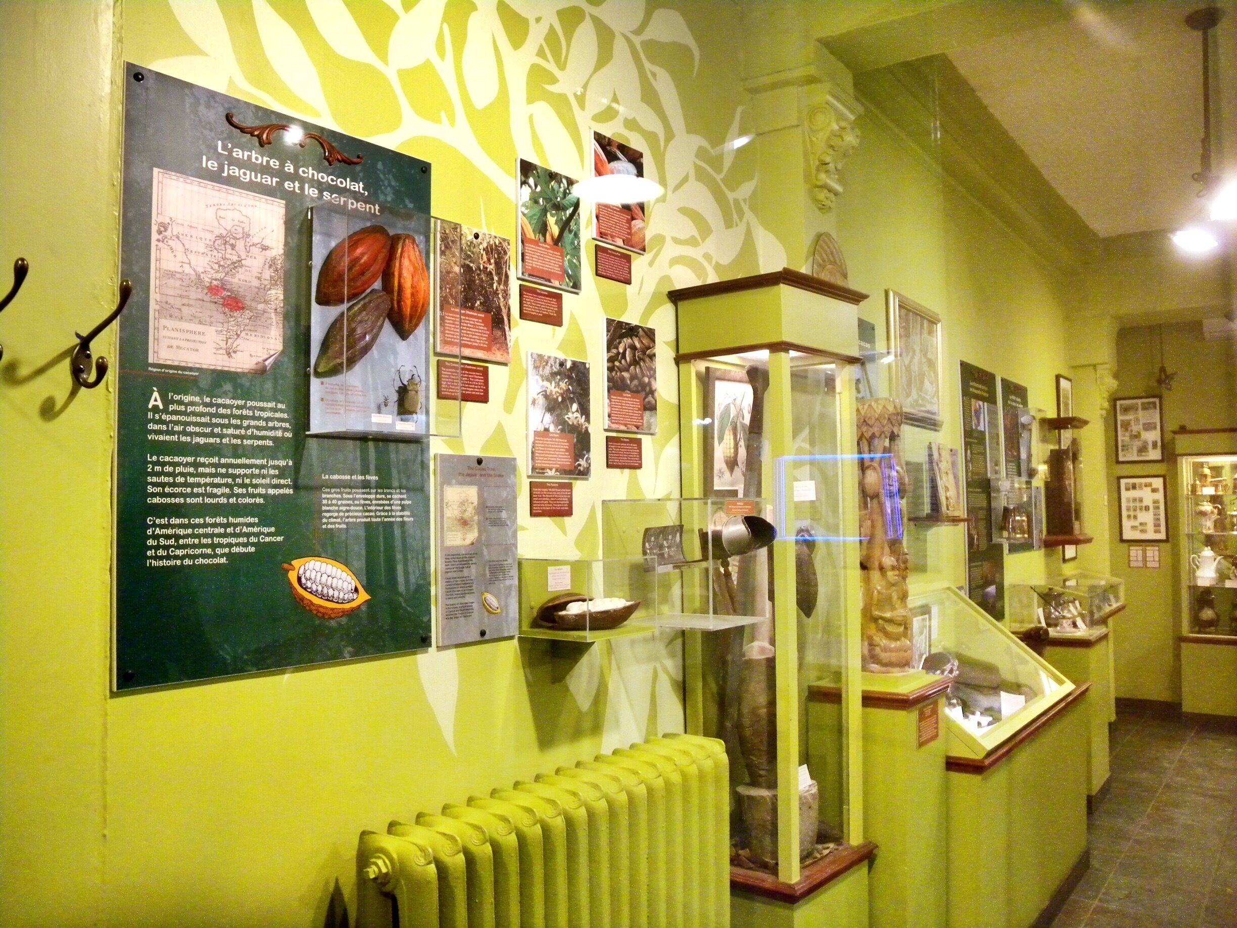 Érico-Chocolaterie Créative et Musée du Chocolat (Erico - Creative Chocolate Shop and Chocolate Museum) www.ericochocolatier.com
There is no Godiva chocolates for sale but homemade creative chocolates and sweets, and not just a chocolate shop but also an entertaining chocolate museum, you can actually try cocoa nibs and different percentages of cocoa. It’s worth to visit and treat if you’re in Quebec City!
#Canada #QuebecCity #Quebec #SweetSpot #chocolate #sweets #museum #ChocolateShop #NorthAmerica