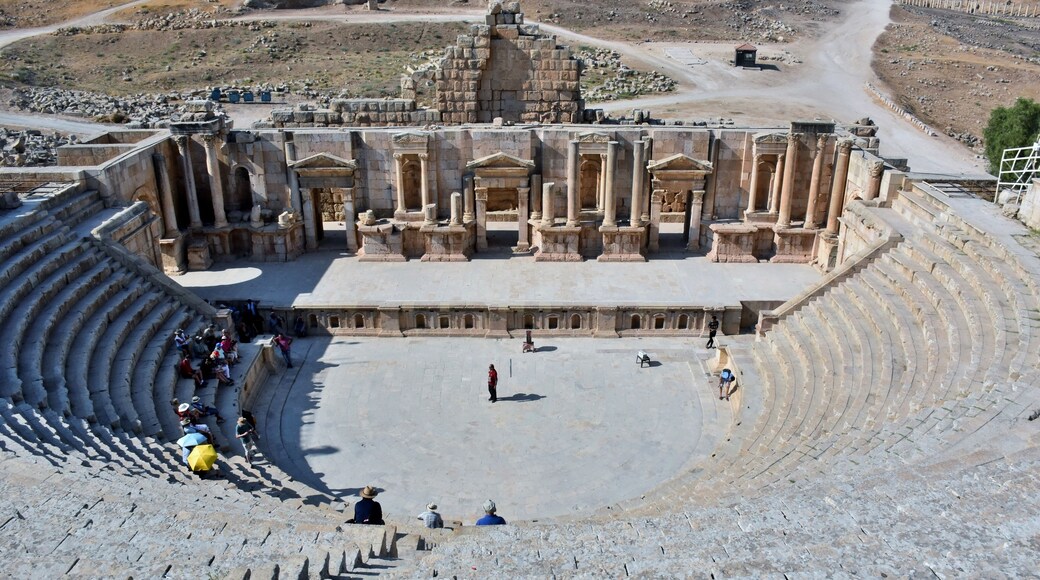 The larger of the two theatres at this site. This theatre was steep and on reaching the top it felt uncomfortable, i couldn't imagine getting too excited whist sat up there
