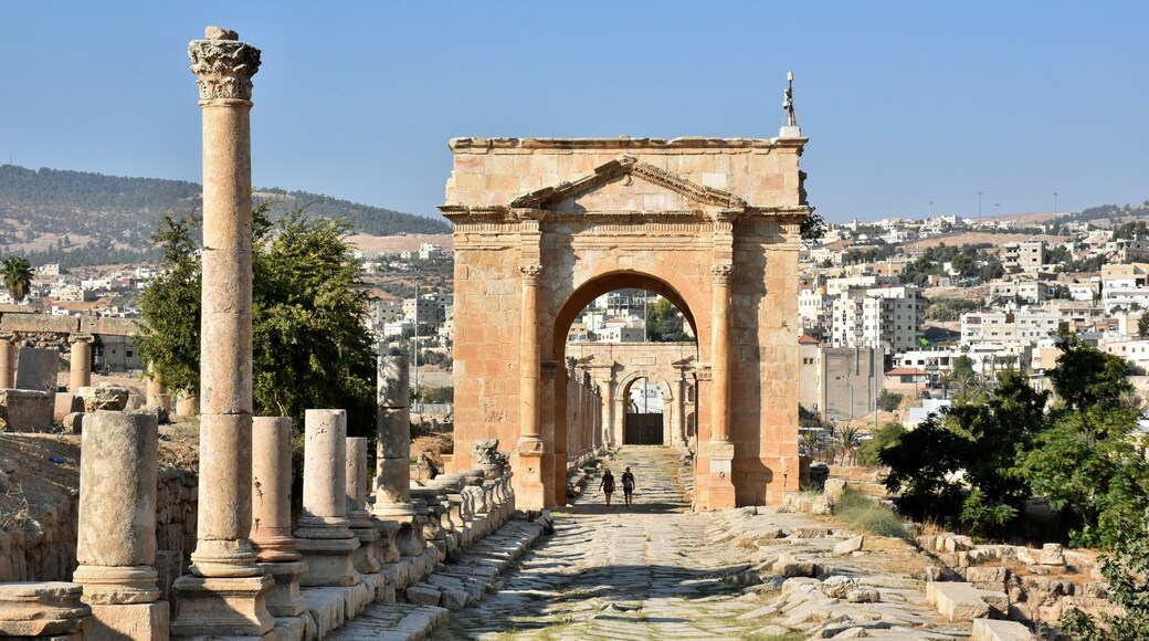 Walking along the Colonnaded Street in Jarash. This must have been amazing during its time