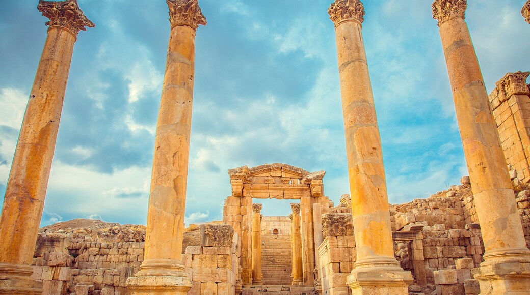 Roman ancient ruins, city of Jerash, Jordan