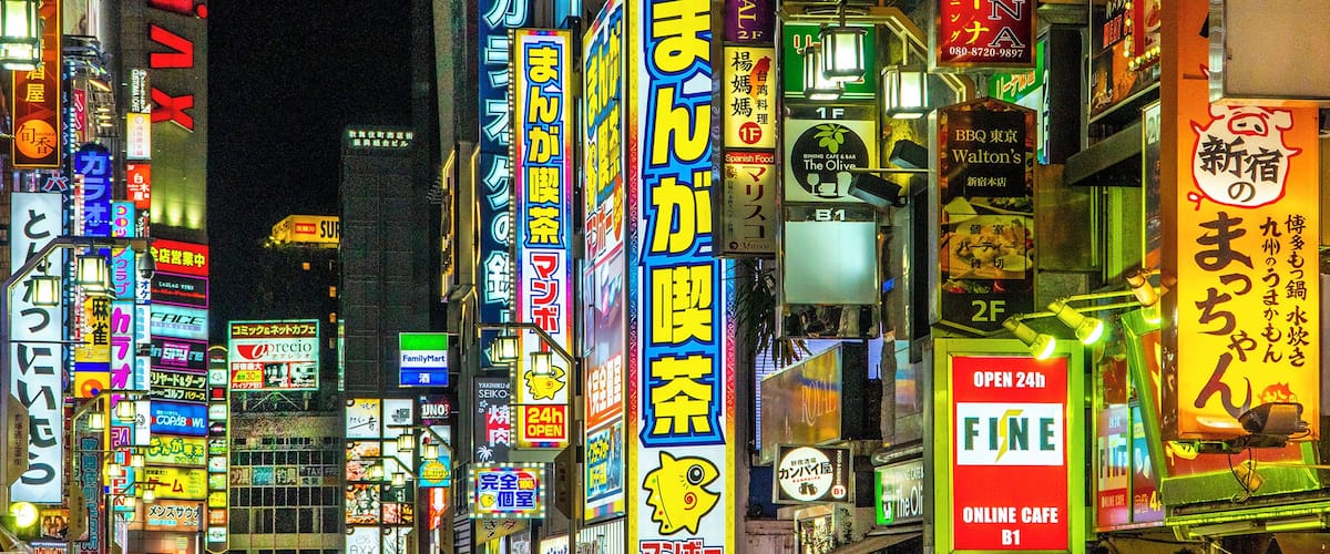 Las Vegas neon has nothing on Shinjuku, the heart of nightlife in Tokyo. Wander the alleyways and visit a izakaya get some good pub grub with a Sapporo & a great
sake.
#beautifuldestinations #nikon #sonyalpha #livetravelchannel #TLPicks #theglobewanderer #instatravel #RTWChat #PassionPassport
#natgeo #cnntravel #culturetravel #artofvisuals #natgeotravel #ExploringTheGlobe #justgoshoot #worldcaptures #TravelAwesome #travelphoto #NatGeoYourShot #japan
#earth_portraits #visitjapanjp #japanexplorers #traveljapan #traveldeeper #BBCTravel #roamtheplanet #ExpediaPic
