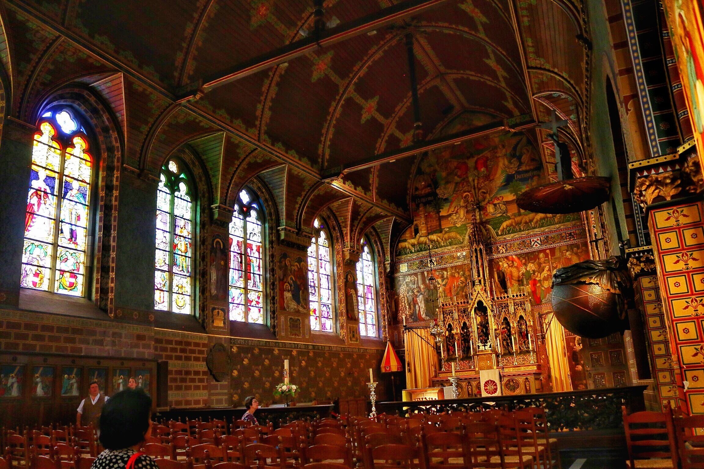 Beautiful golden hued  interiors of the basilica. You just want to sit there....it's peaceful and mesmerizing. #Belgium #Brugge #Bruges #Europe 