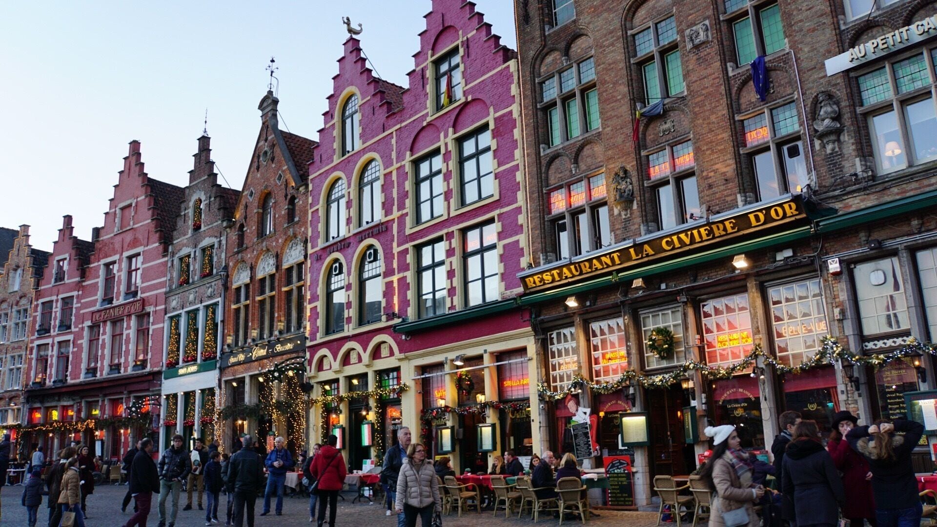 Located in the Flemish region, the medieval town of Bruges should be added to your list of places to visit in Belgium. The Market Square itself is surrounded by fine architecture from different periods.