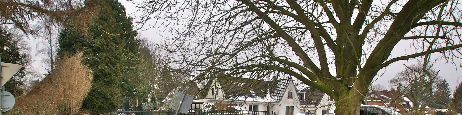 Hamburg (Niendorf), Germany: The river Vielohgraben at the Pokischweg