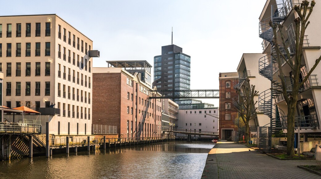 Urban development in the Harburg inland port. Old converted warehouses and new office buildings in the harbour. The city and the district are part of the federal state of Hamburg