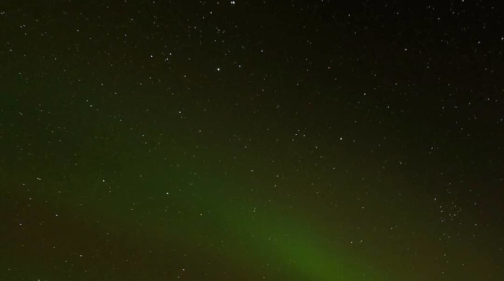 Aurora hunting in Lake Inari area, ended up with that photo. 🇫🇮