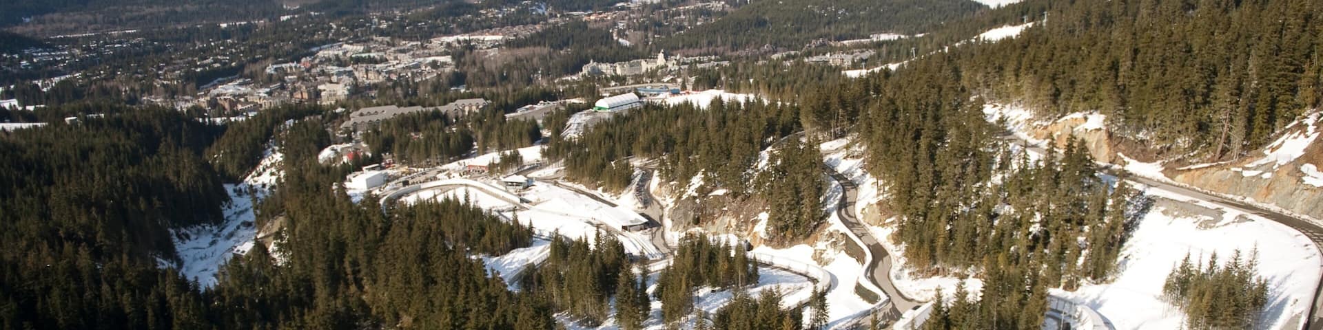 Whistler Sliding Centre which includes snow, mountains and landscape views