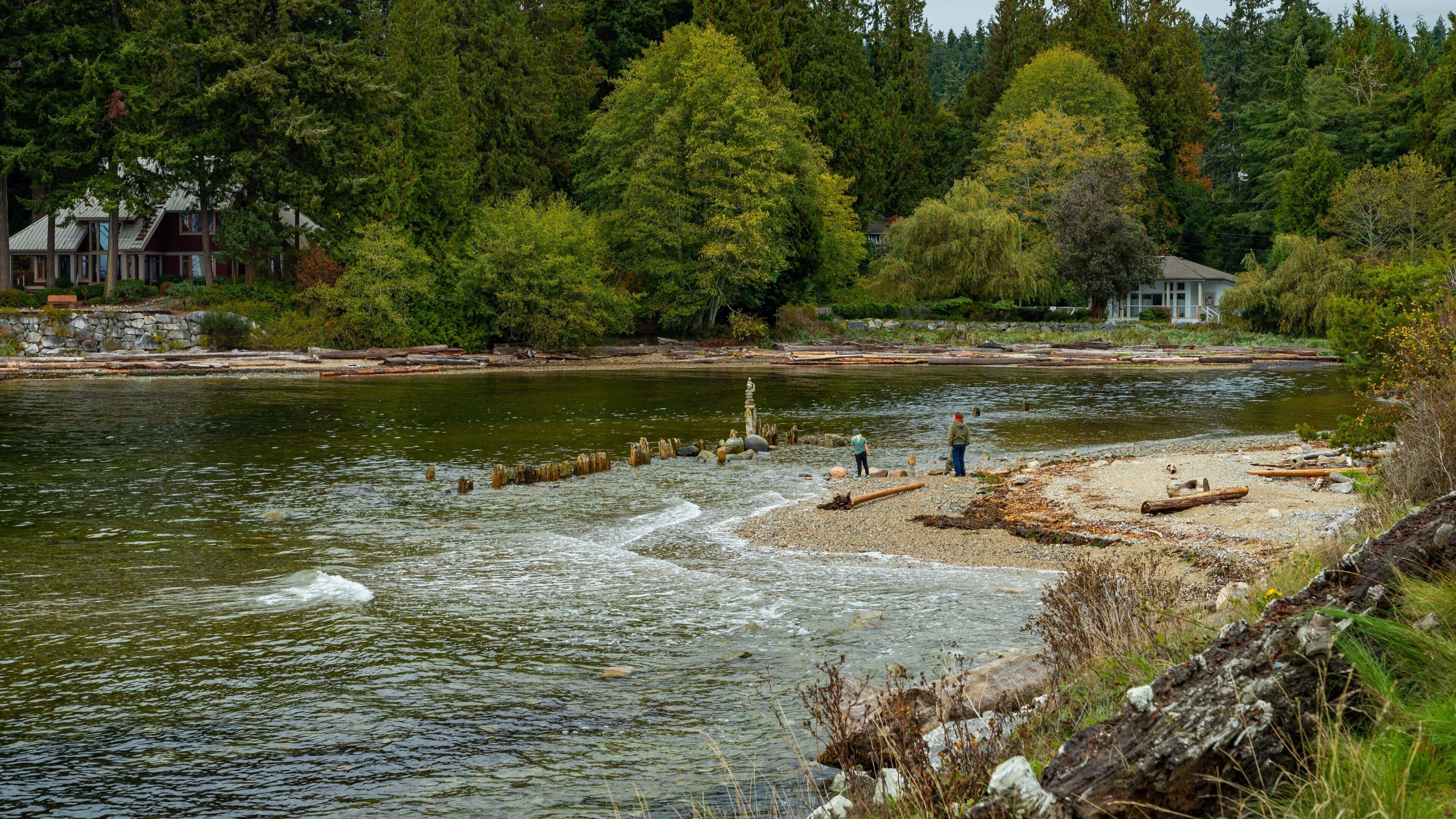 Roberts Creek which includes a river or creek