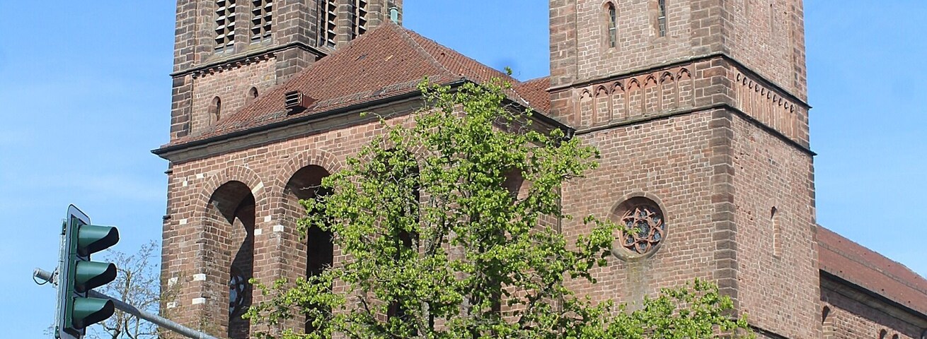 This is a photograph of an architectural monument. It is on the list of cultural monuments of Pirmasens