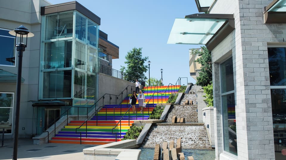 Vancouver_Guildford_6155997_07