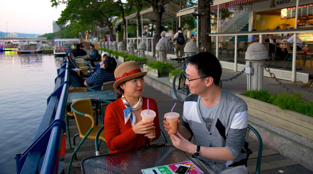 Ái Hà trong đó bao gồm sông lạch cũng như cặp đôi