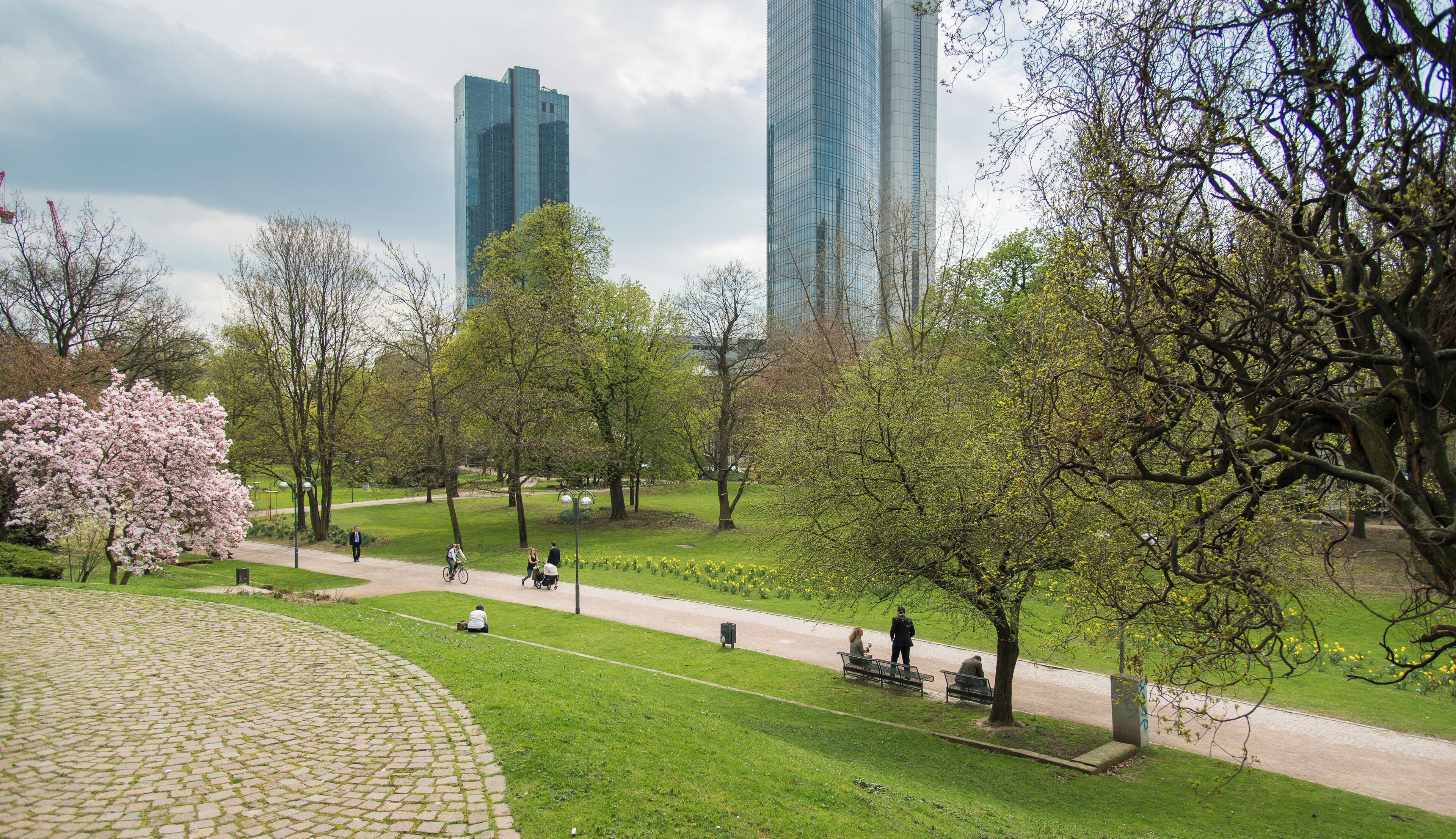 Frankfurt am Main, Taunusanlage. Public park and cultural monument of the city.