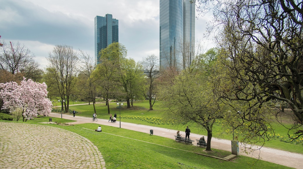 Frankfurt am Main, Taunusanlage. Public park and cultural monument of the city.