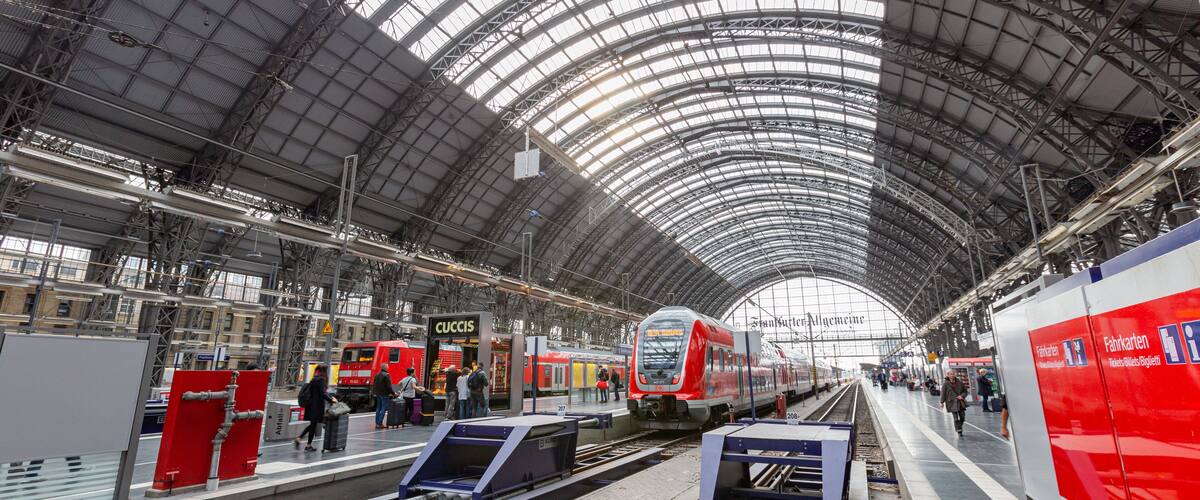 Bahnhofsviertel featuring interior views and railway items