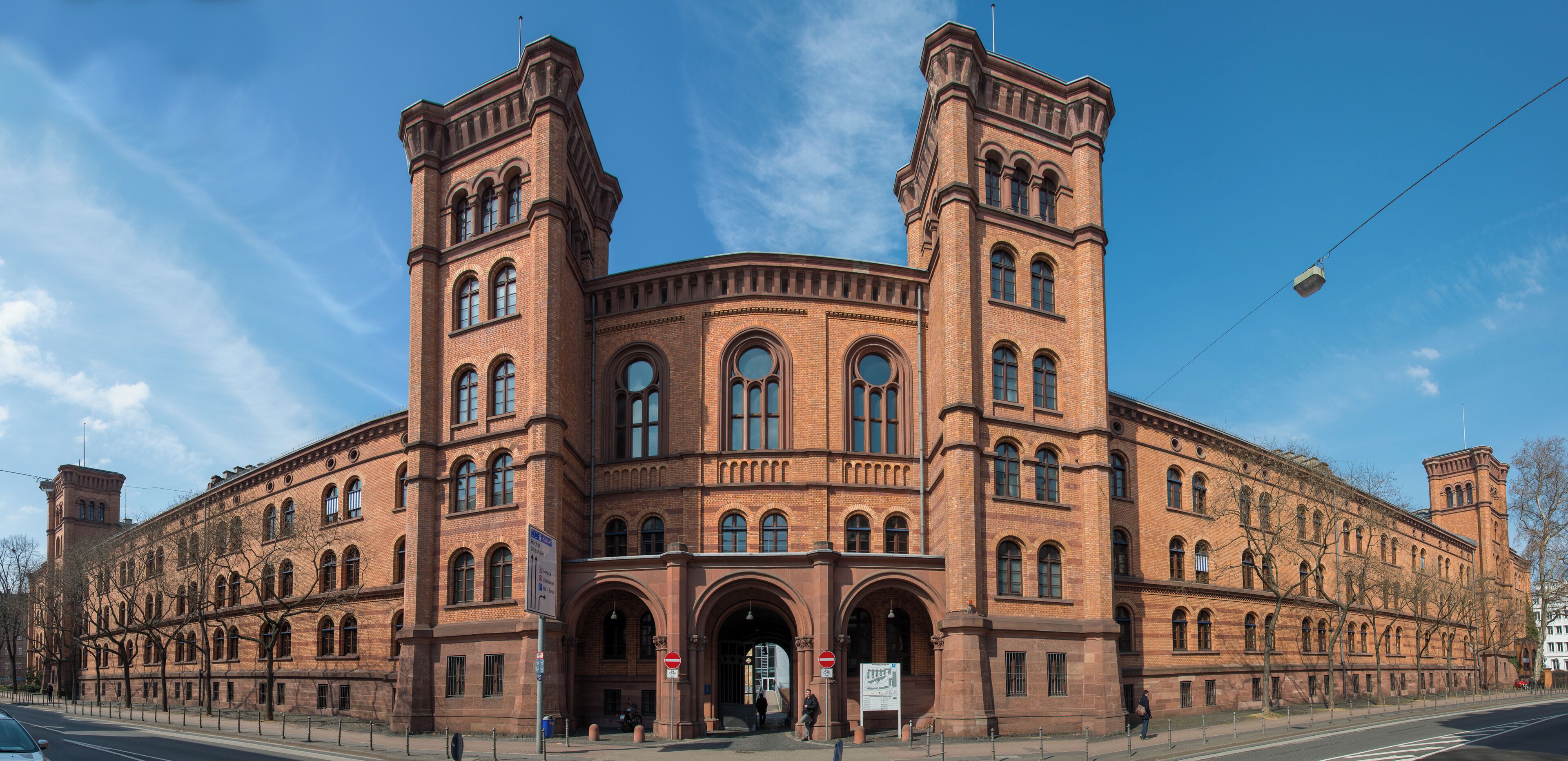 Frankfurt am Main, Gutleutstraße 112-116, Gutleutkaserne. Cultural monument of the city