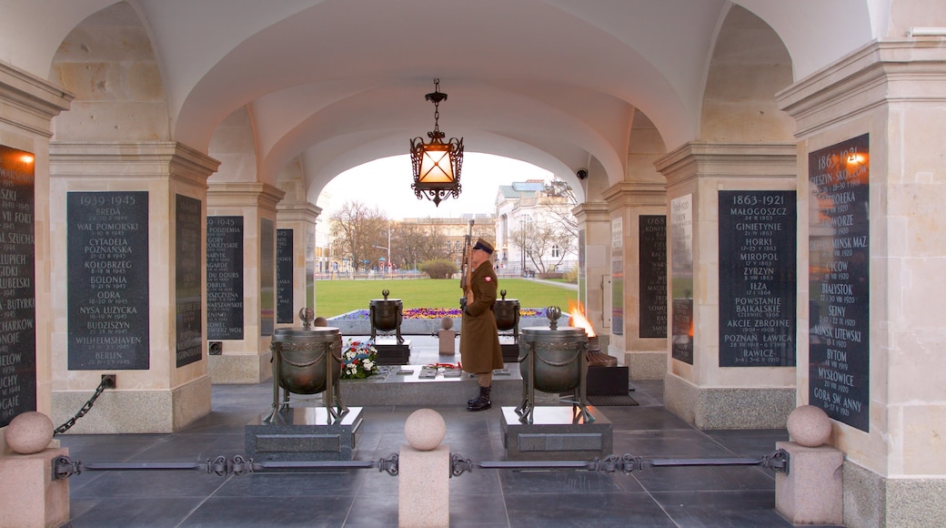 Tomb of Unknown Soldier showing military items
